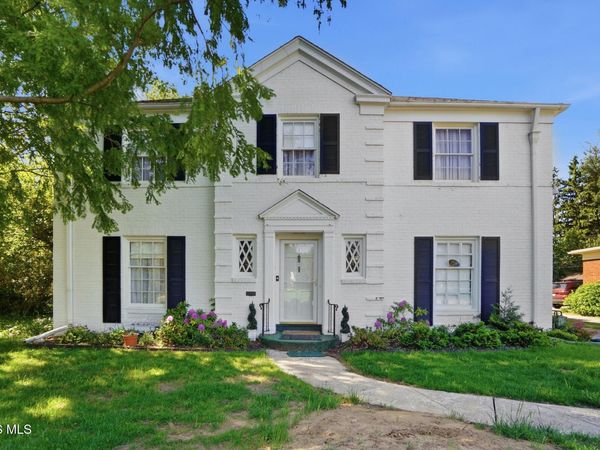 3333 W Bancroft Street, Ottawa Hills, OH 43606