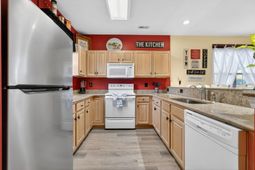 901 West Port Dr. photo 4