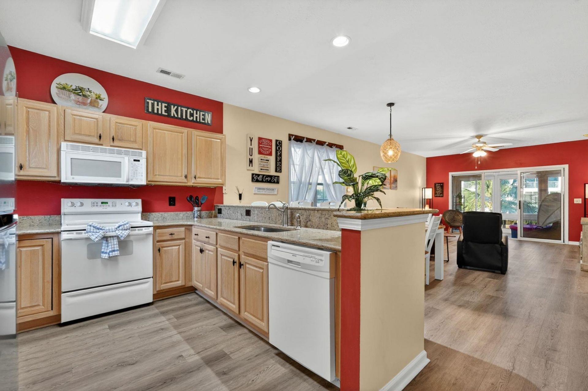 901 West Port Dr. Photo 4