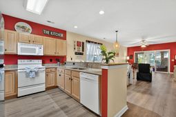 901 West Port Dr. photo 4