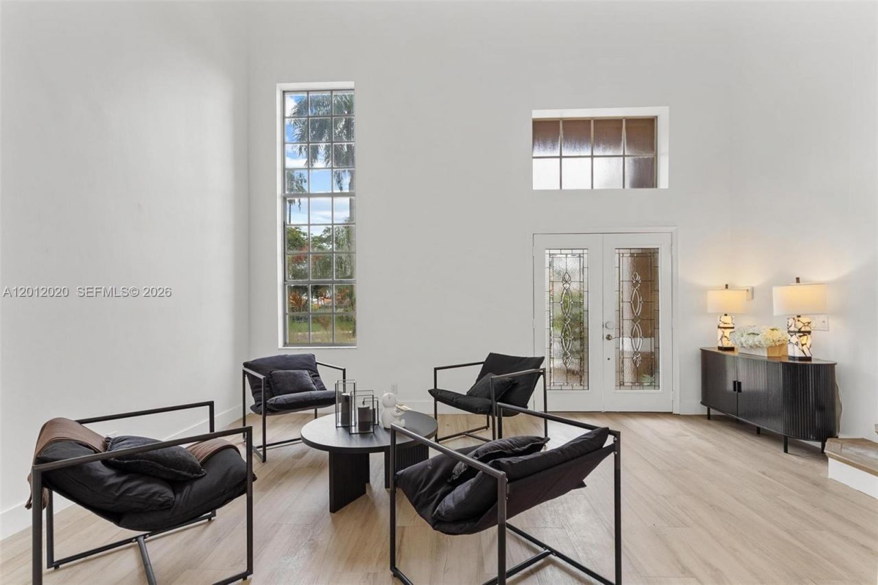 303 Bridgeton Rd, Weston, FL 33326 Photo