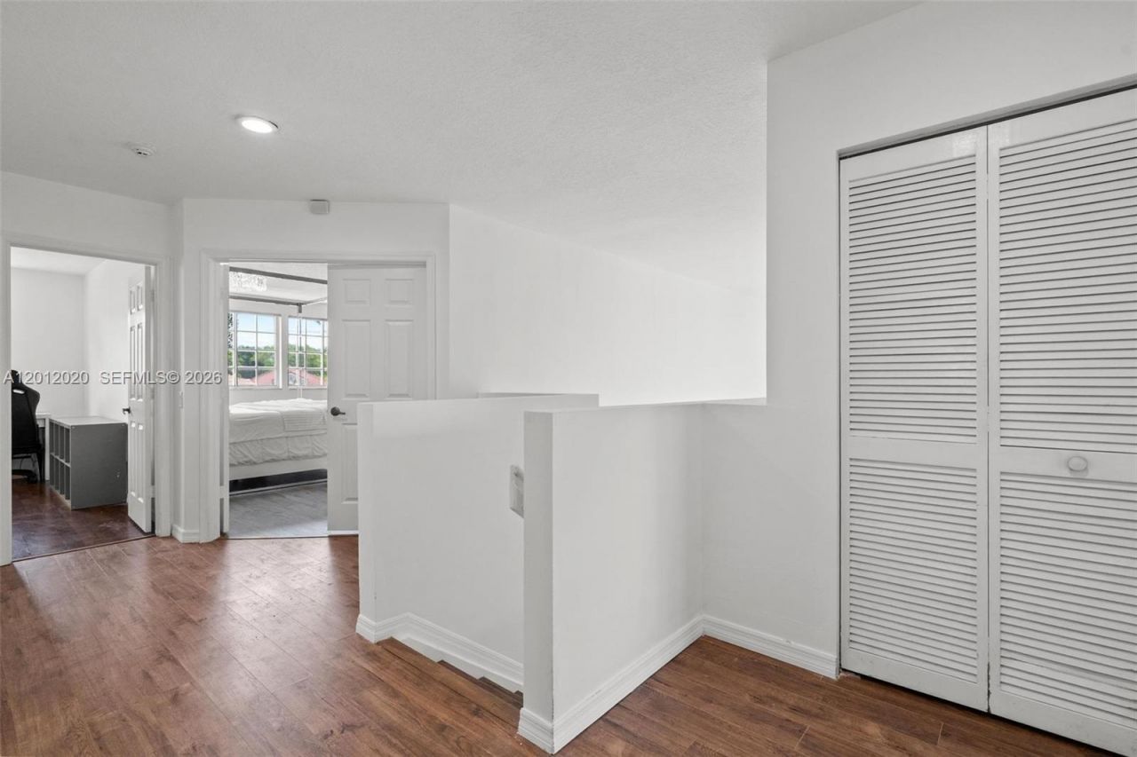 303 Bridgeton Rd, Weston, FL 33326 Photo
