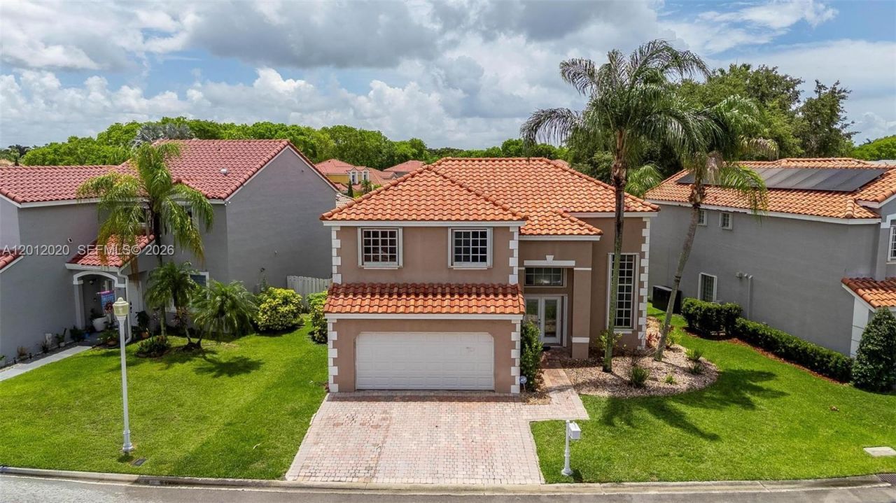 303 Bridgeton Rd, Weston, FL 33326 Photo