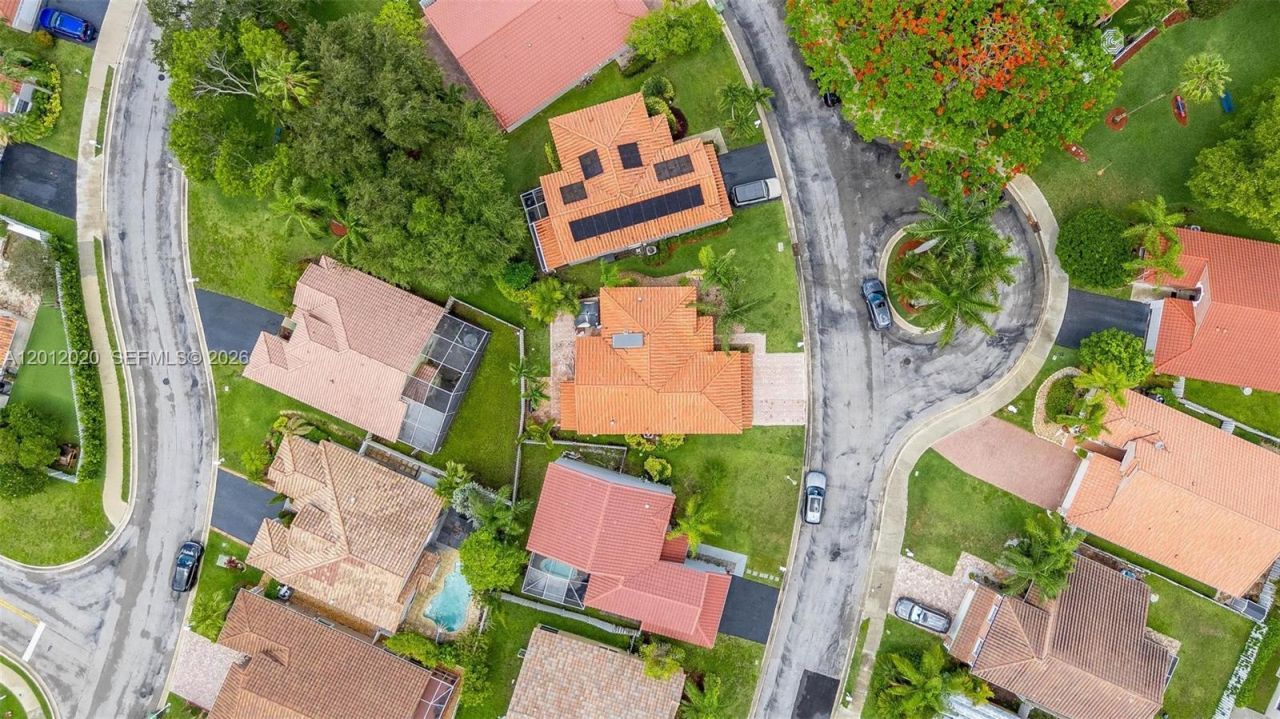 303 Bridgeton Rd, Weston, FL 33326 Photo
