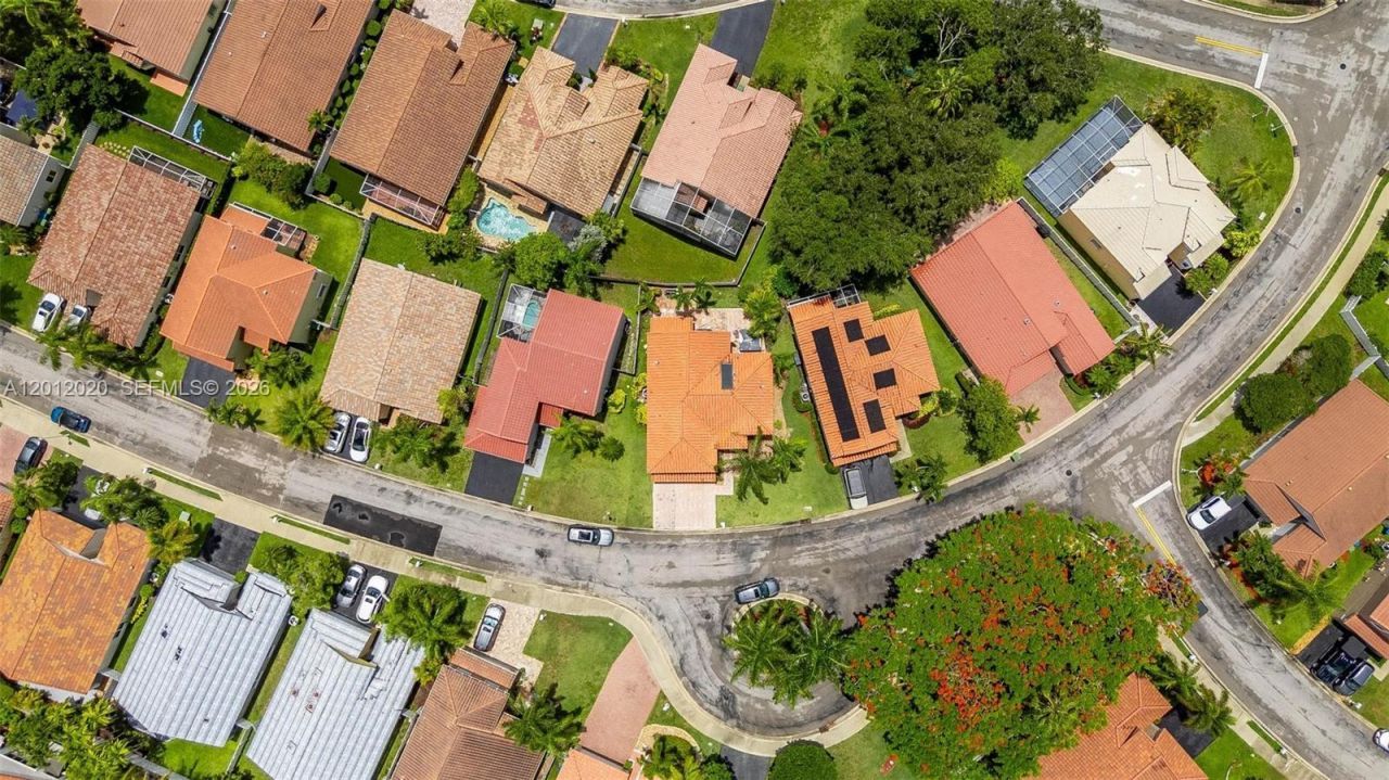 303 Bridgeton Rd, Weston, FL 33326 Photo