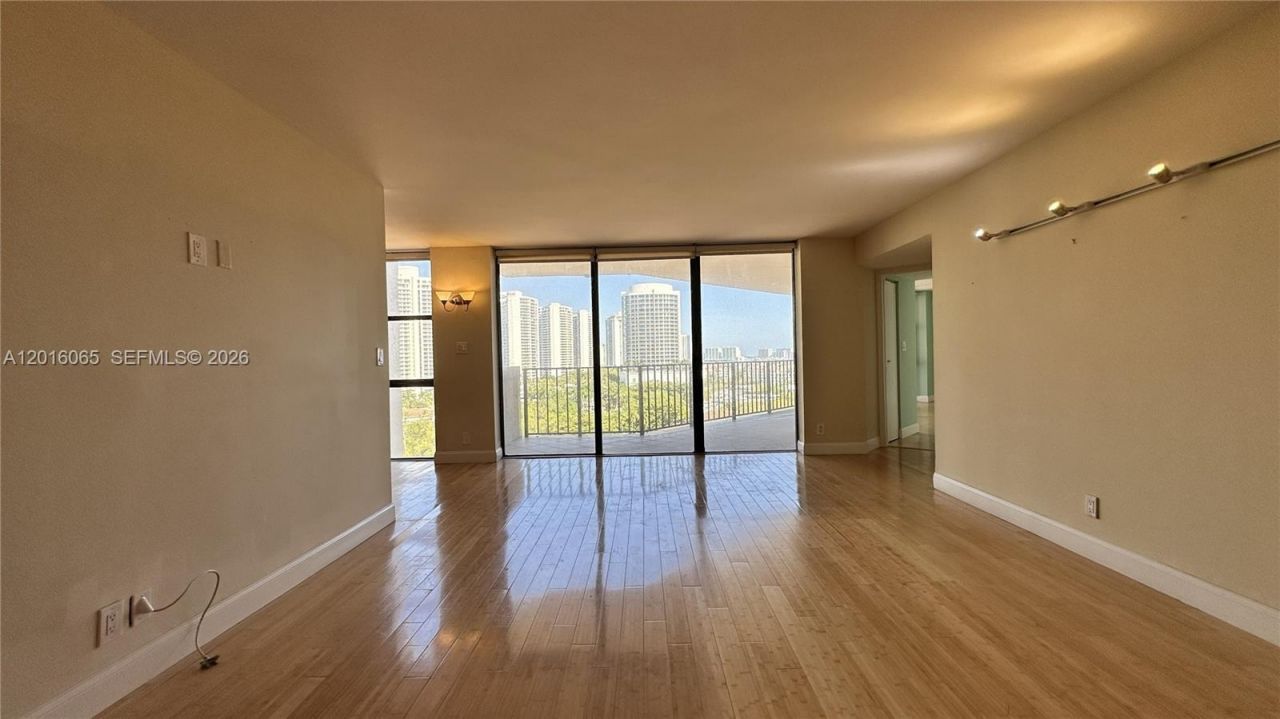 18181 NE 31st Ct , Unit 1408, Aventura, FL 33160 Photo