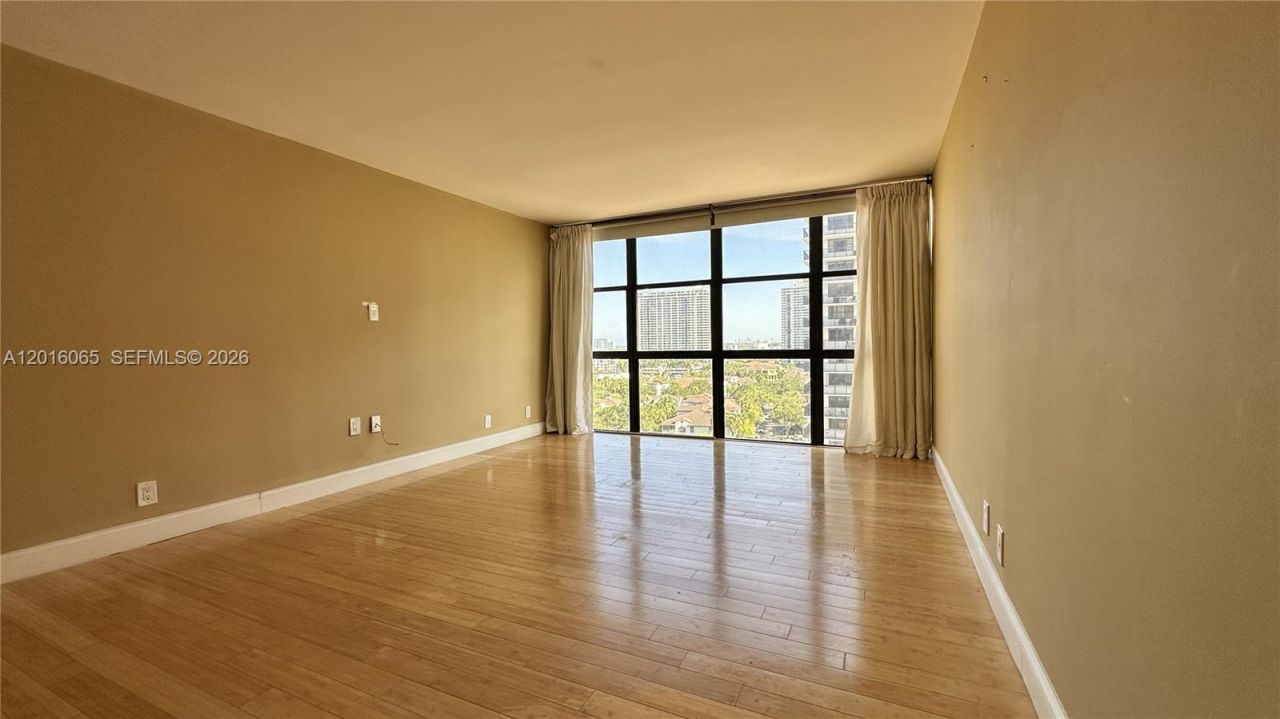 18181 NE 31st Ct , Unit 1408, Aventura, FL 33160 Photo