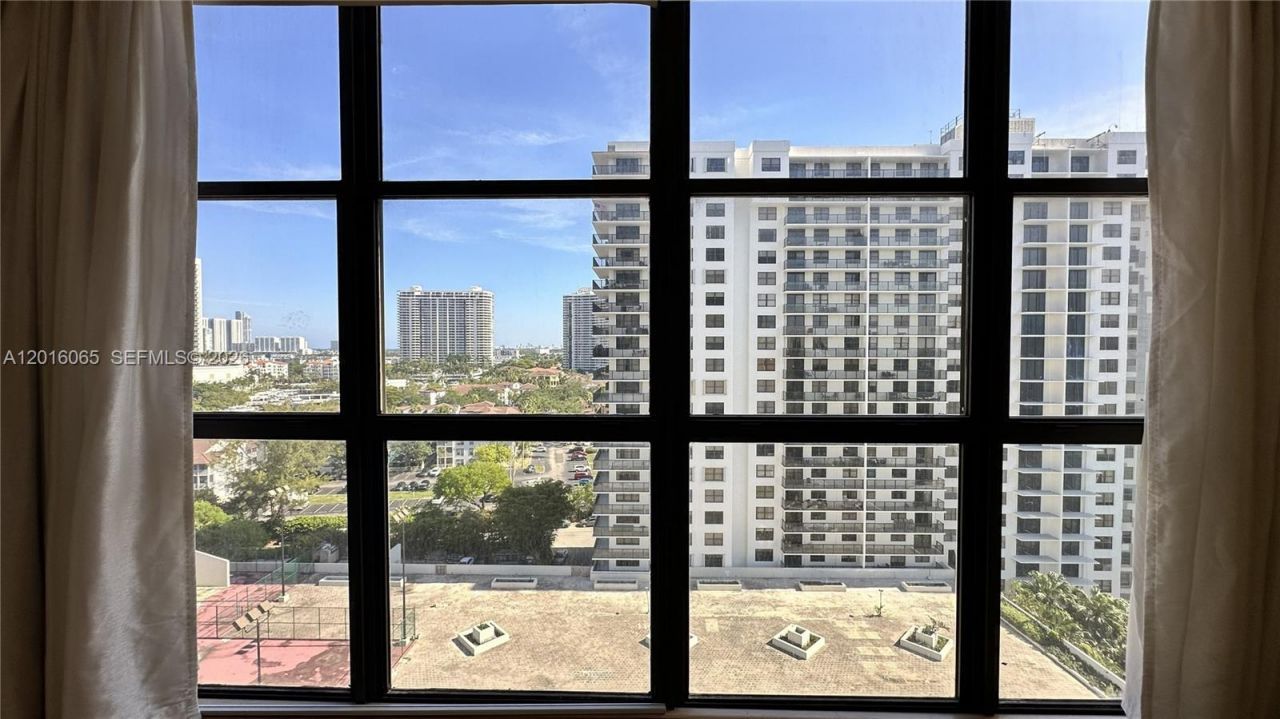 18181 NE 31st Ct , Unit 1408, Aventura, FL 33160 Photo