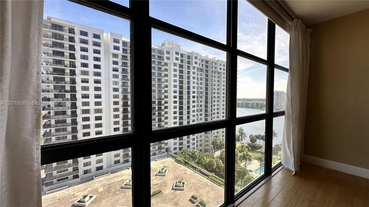 18181 NE 31st Ct , Unit 1408, Aventura, FL 33160 Photo