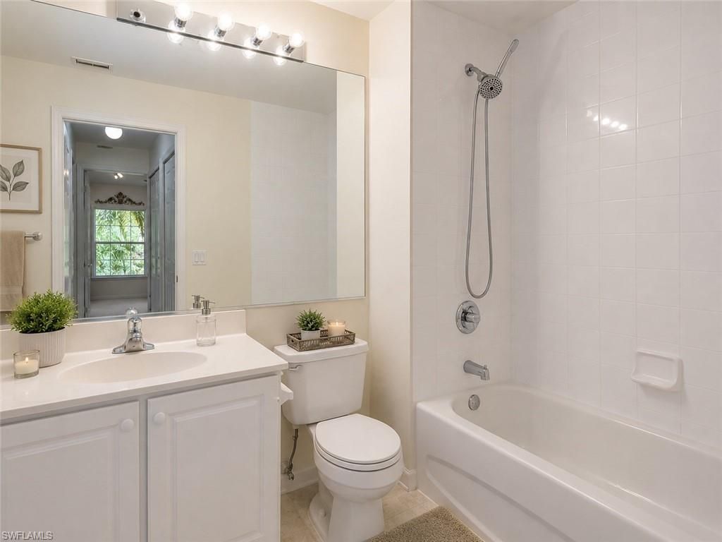 1280 Henley St , Unit 1601, Naples, FL 34105 Photo