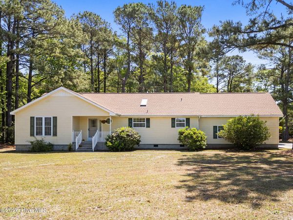 710 Shalamar Lane SW, Shallotte, NC 28470
