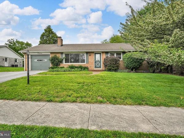 629 PAJABON DRIVE , PALMYRA, PA 17078
