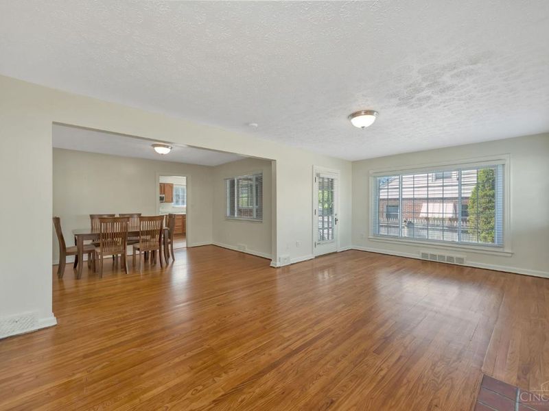 920 lawn, Hamilton, OH 45013 Photo 7