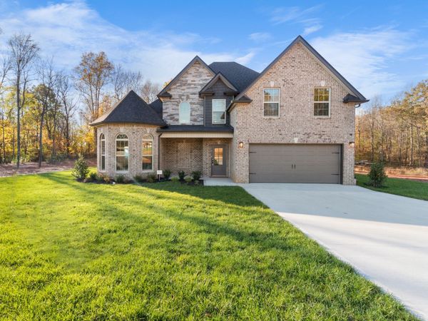 400 Kildeer Dr , Clarksville, TN 37040