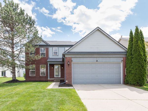 8876 Tamarack Lane, Ypsilanti, MI 48197