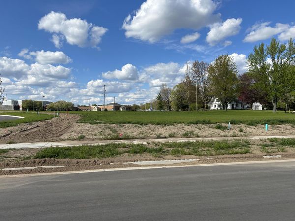 101 N ORCHARD Avenue, Fremont, MI 49412