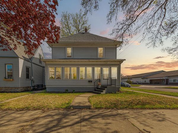 727 2nd Street NW, Faribault, MN 55021