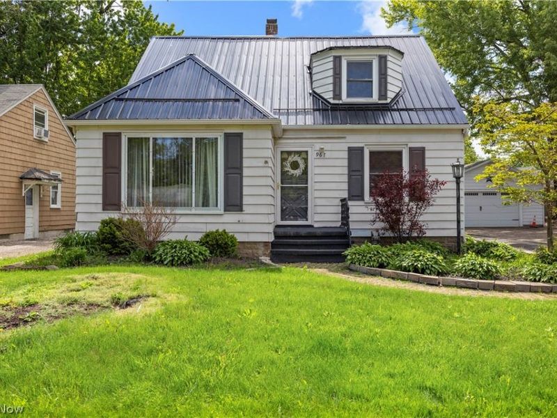 967 Gulf Road, Elyria, OH 44035 Photo 1
