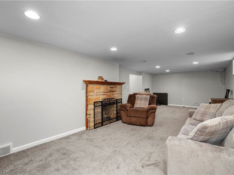 967 Gulf Road, Elyria, OH 44035 Photo 25