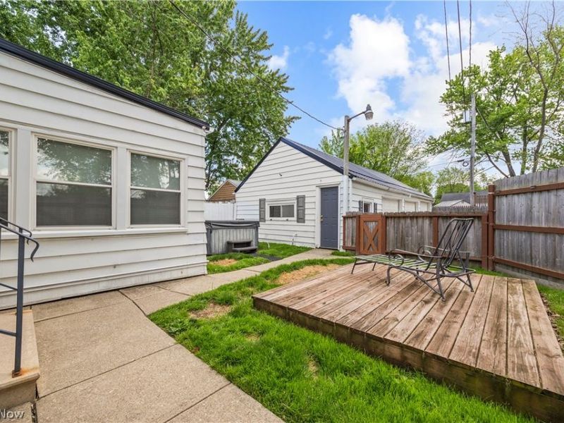 967 Gulf Road, Elyria, OH 44035 Photo 28