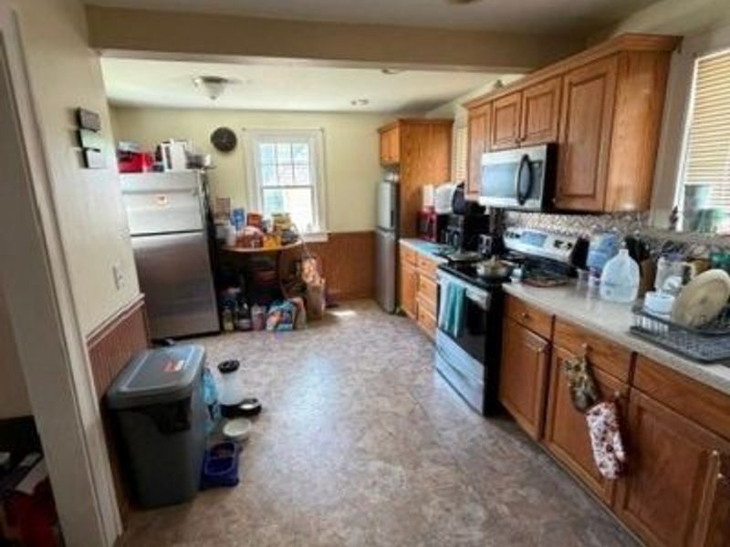 13445 Emerson Avenue, Lakewood, OH 44107 Photo 4