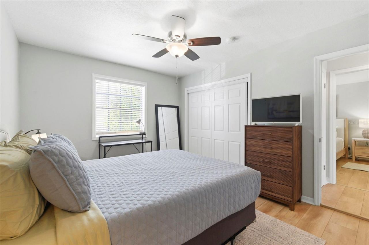 201 Pompano Drive Se, Unit C furnishe, Saint Petersburg, FL 33705 Photo