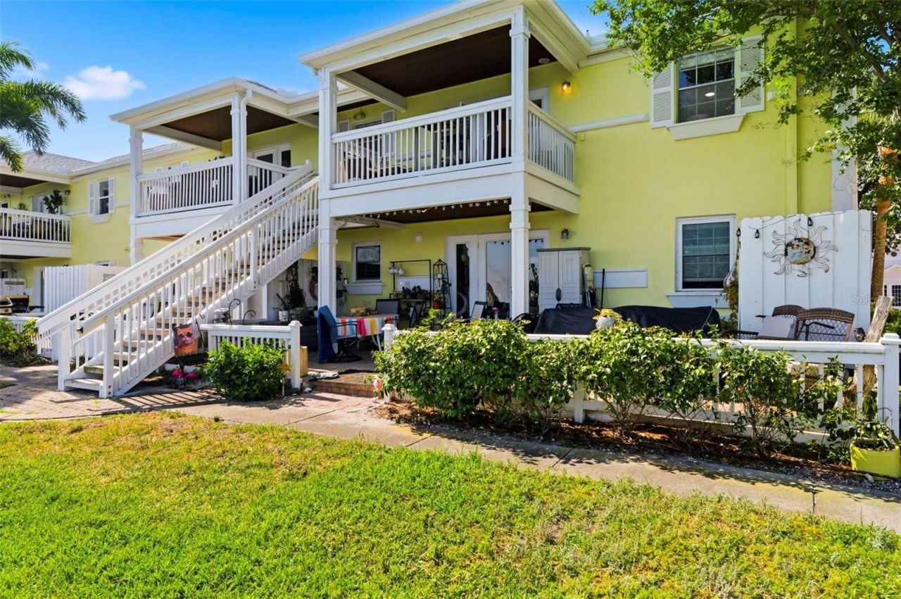 201 Pompano Drive Se, Unit C furnishe, Saint Petersburg, FL 33705 Photo
