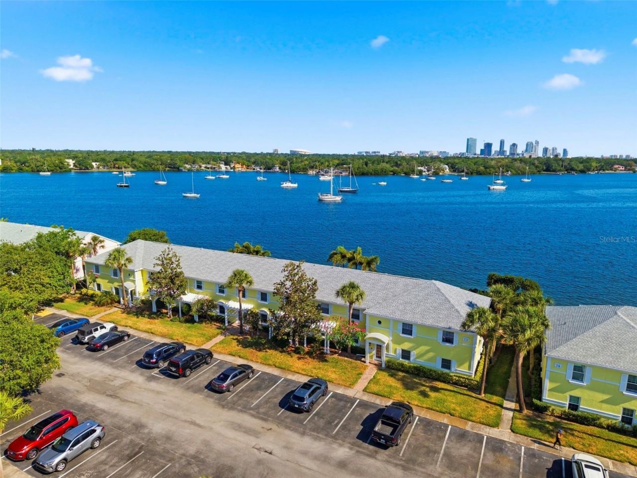 201 Pompano Drive Se, Unit C furnishe, Saint Petersburg, FL 33705 Photo