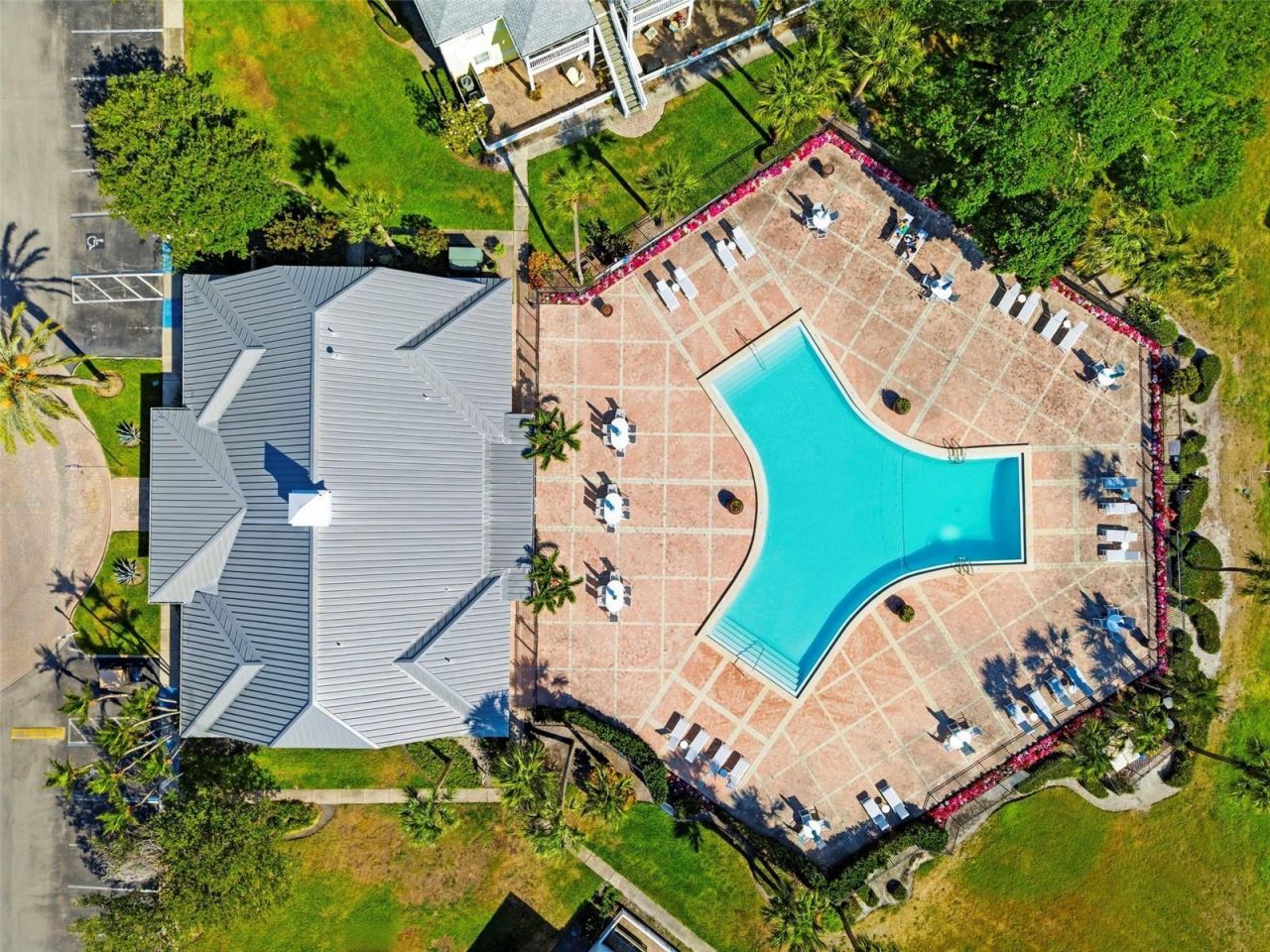 201 Pompano Drive Se, Unit C furnishe, Saint Petersburg, FL 33705 Photo