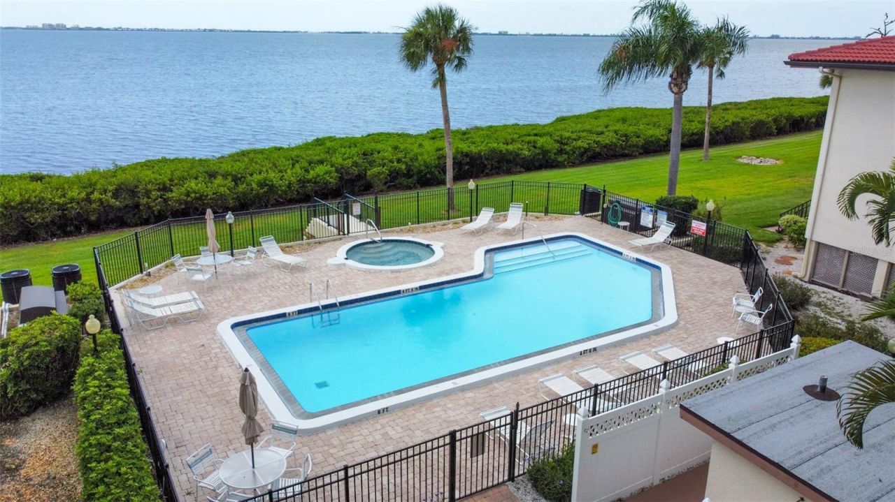 3460 Wild Oak Bay Boulevard, Unit 143, Bradenton, FL 34210 Photo