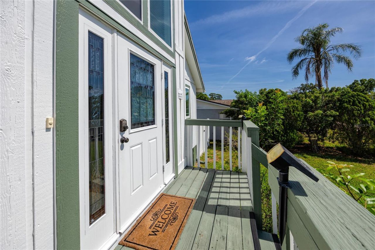8759 Orient Way Ne, Saint Petersburg, FL 33702 Photo