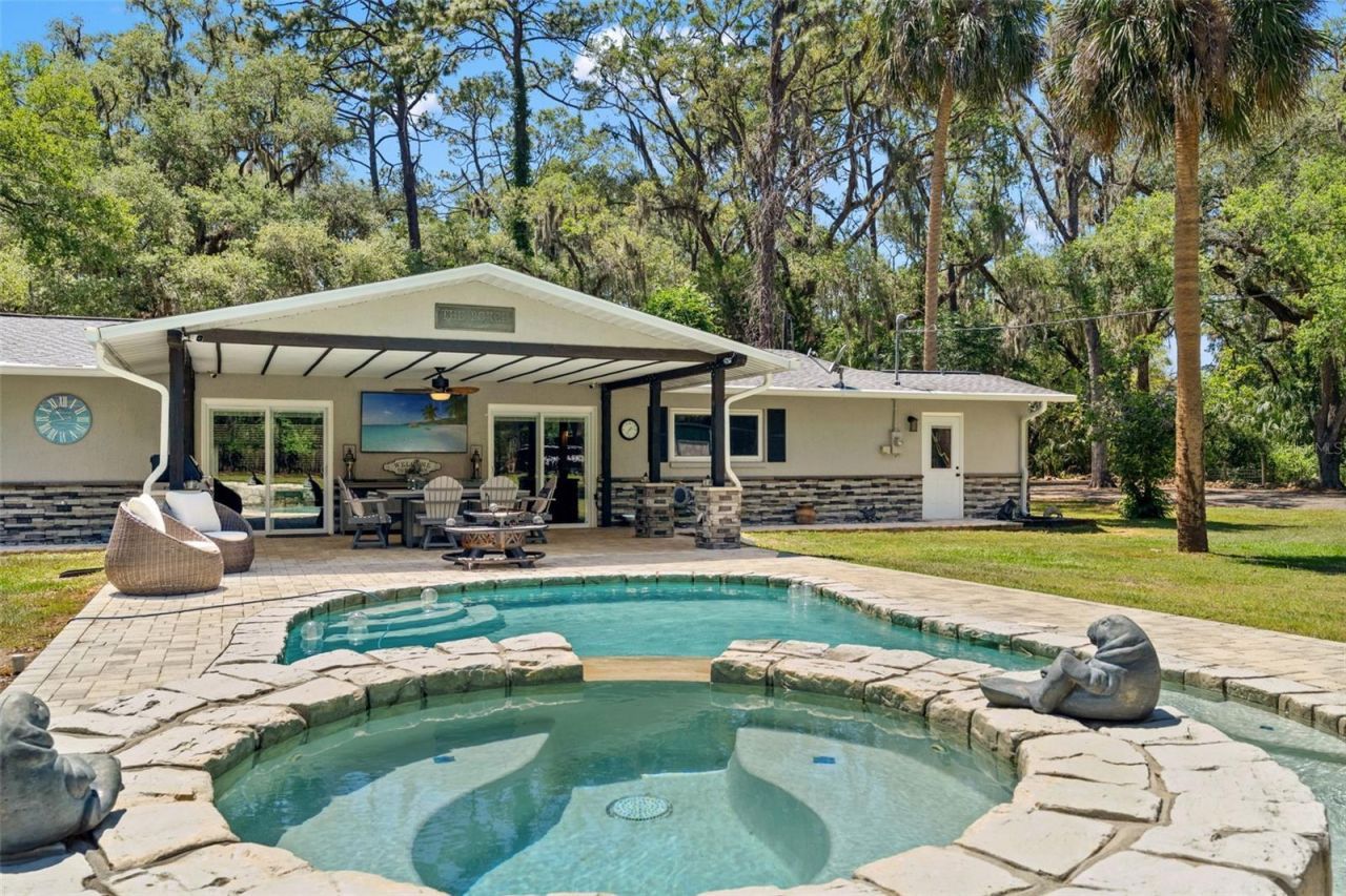 7845 N Flame Vine Way, Crystal River, FL 34428 Photo
