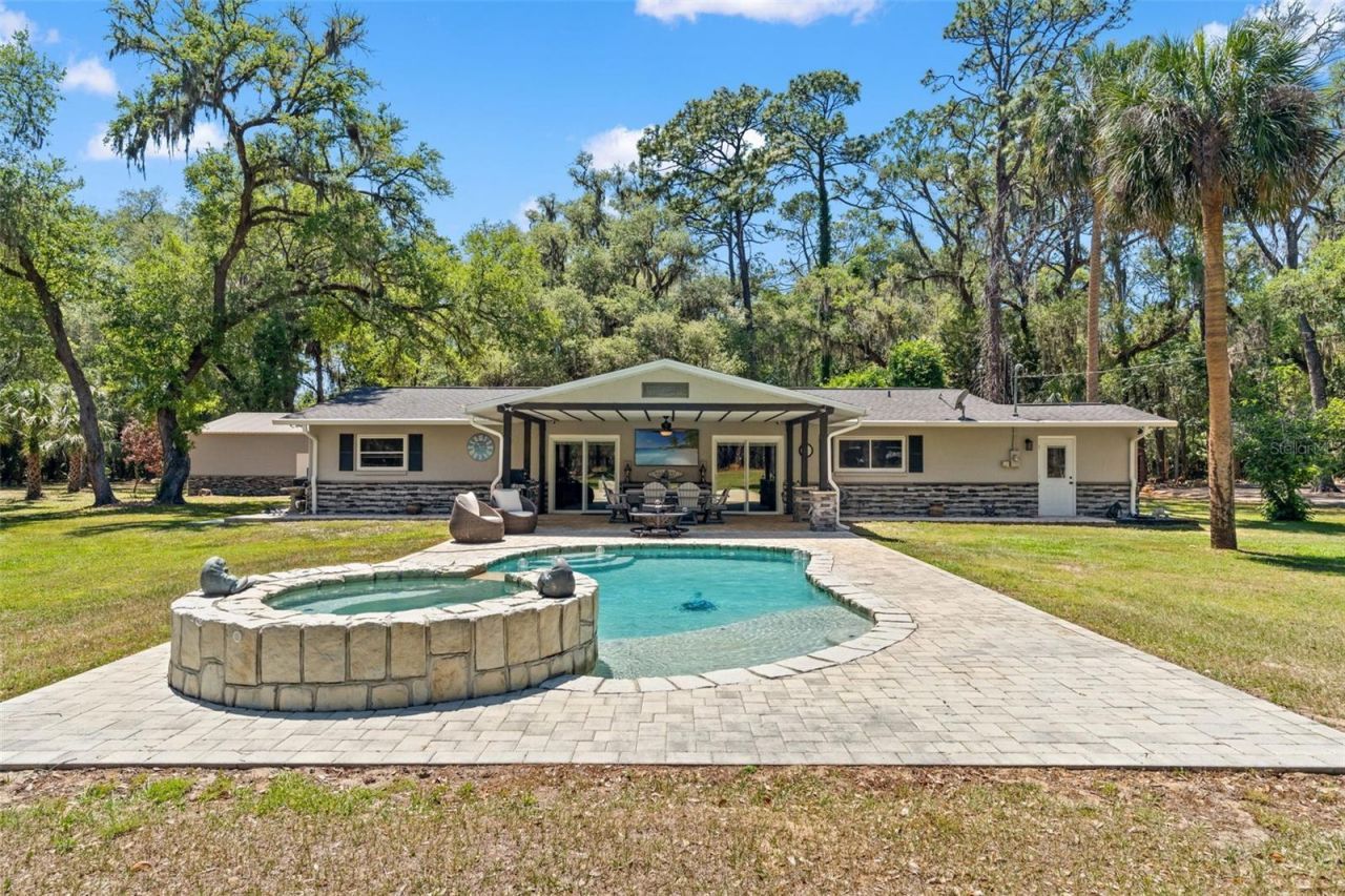 7845 N Flame Vine Way, Crystal River, FL 34428 Photo