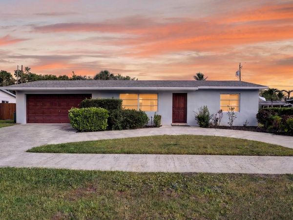 760 Cinnamon Road, North Palm Beach, FL 33408
