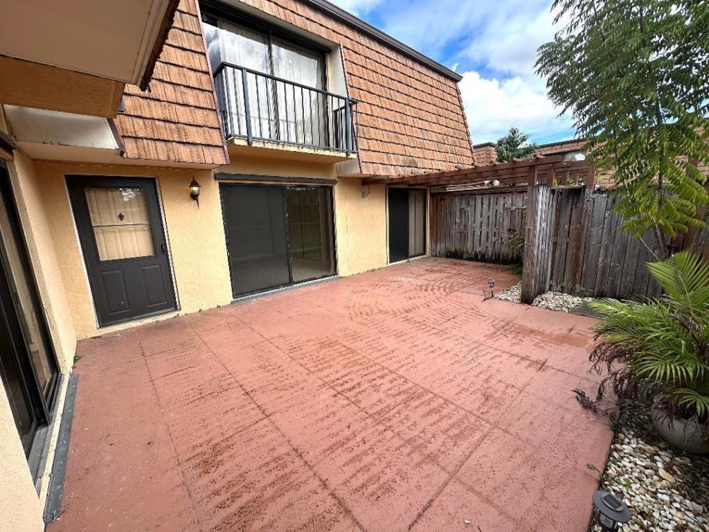 1006 10th Lane, Greenacres, FL 33463 Photo