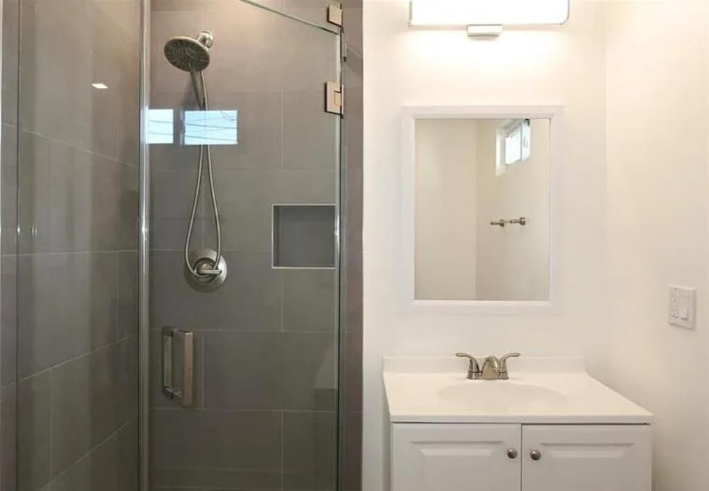 436 Fontana Drive, Palm Springs, FL 33461 Photo