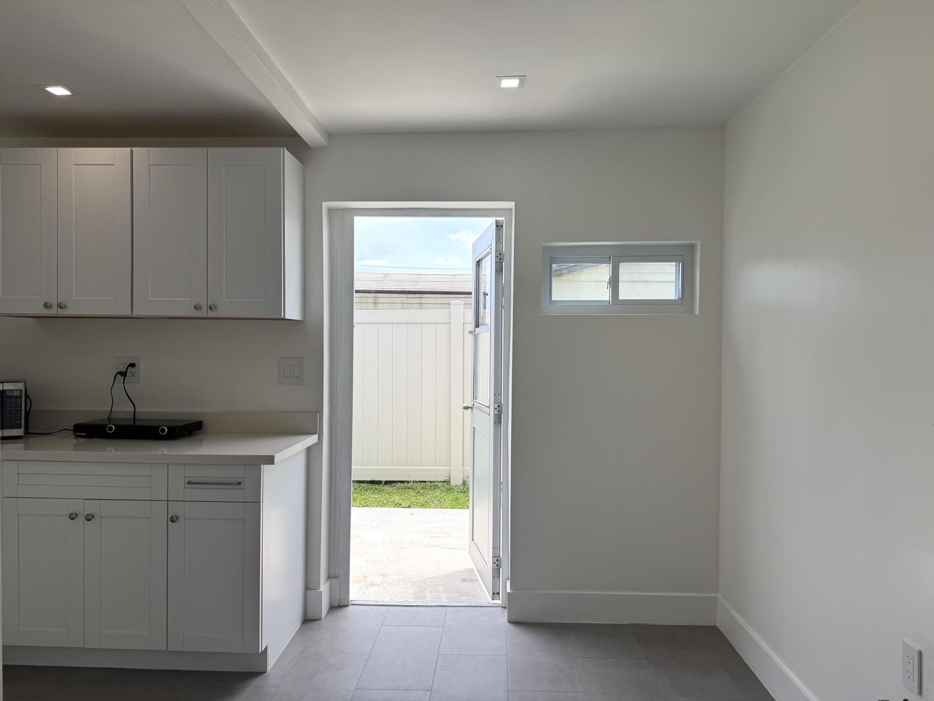 436 Fontana Drive, Palm Springs, FL 33461 Photo