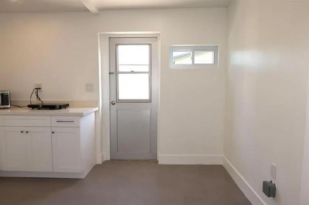 436 Fontana Drive, Palm Springs, FL 33461 Photo