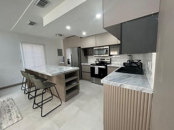 217 SW 15th Street, Fort Lauderdale, FL 33315