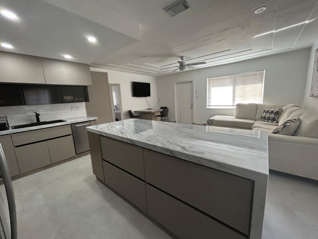 217 SW 15th Street, Fort Lauderdale, FL 33315 Photo