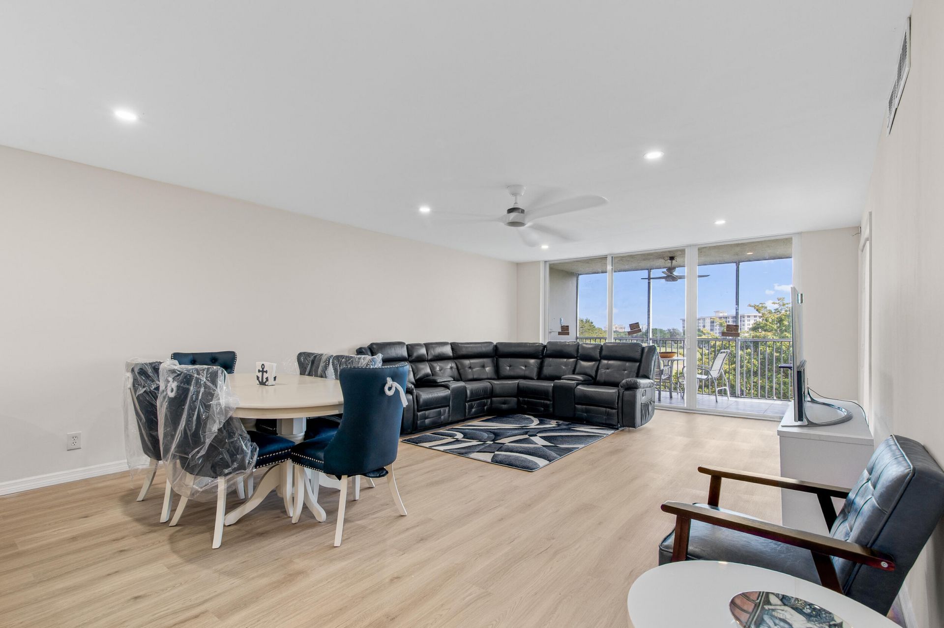 2901 S Palm Aire Drive, Unit 501, Pompano Beach, FL 33069 Photo