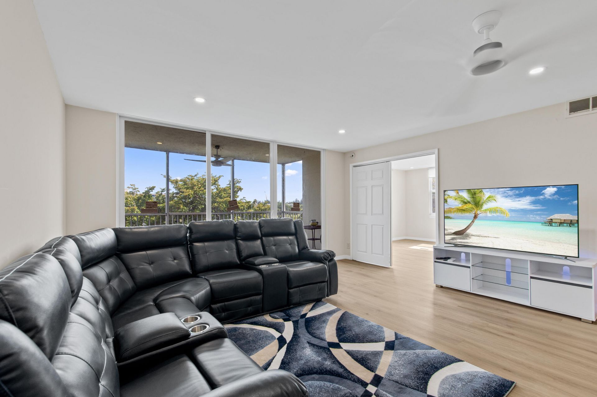 2901 S Palm Aire Drive, Unit 501, Pompano Beach, FL 33069 Photo