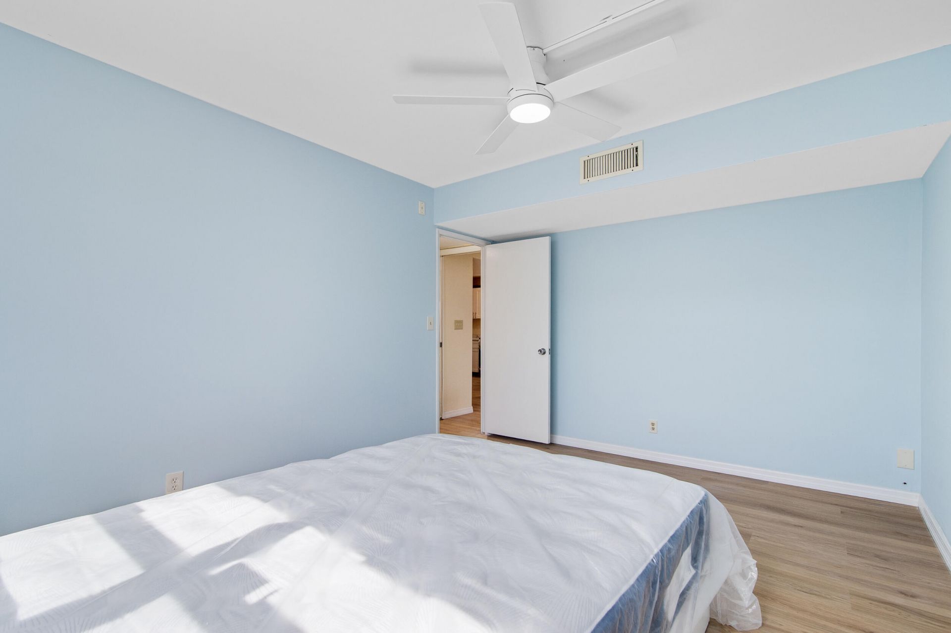 2901 S Palm Aire Drive, Unit 501, Pompano Beach, FL 33069 Photo