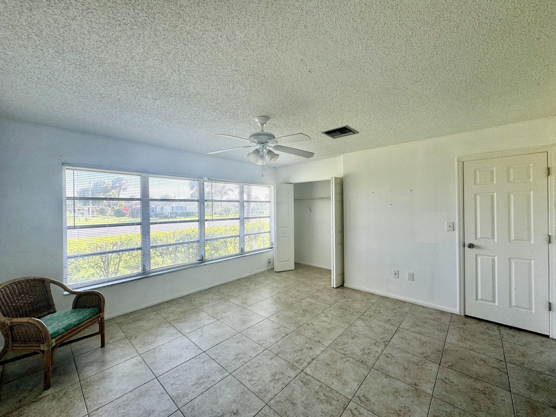 5725 E Fernley Dr Drive E, Unit 65, West Palm Beach, FL 33415 Photo