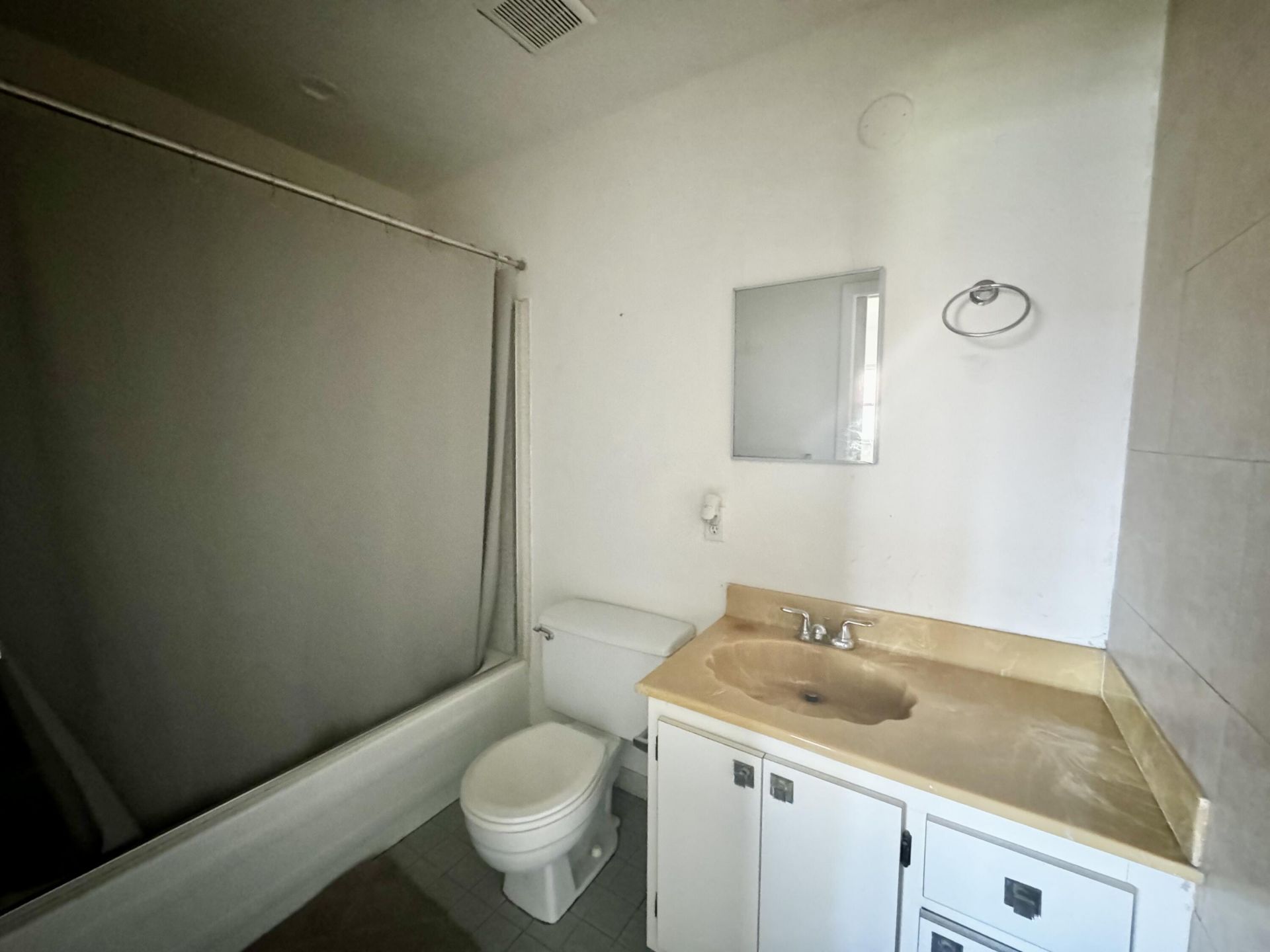 5725 E Fernley Dr Drive E, Unit 65, West Palm Beach, FL 33415 Photo