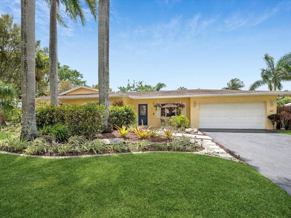 5900 SW 18th Street, Plantation, FL 33317