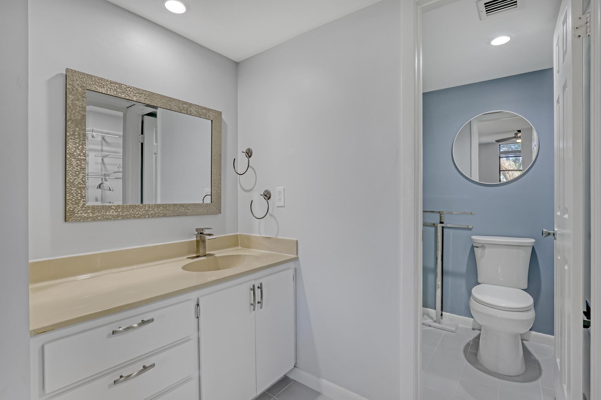 3650 Whitehall Drive, Unit 201, West Palm Beach, FL 33401 Photo