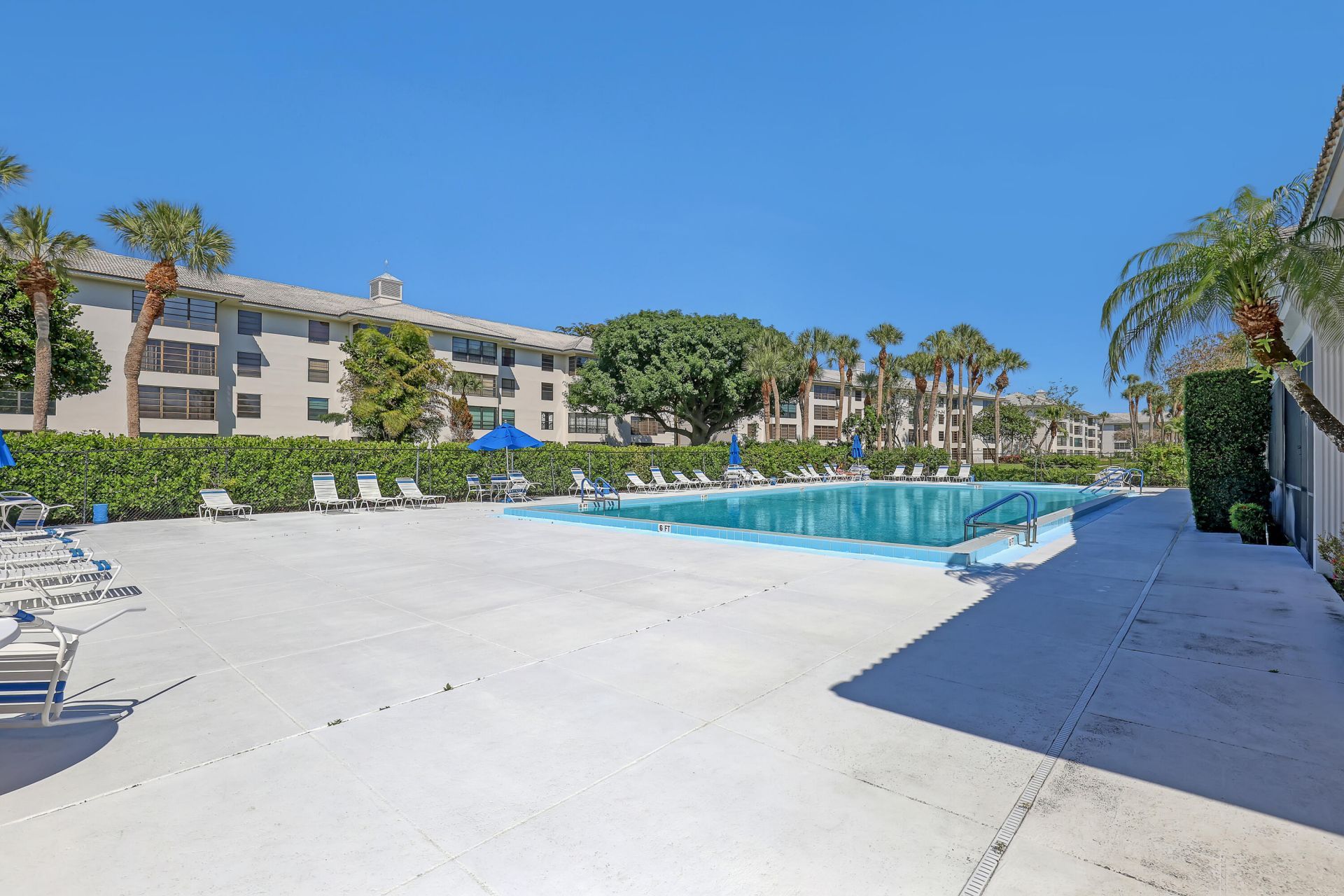 3650 Whitehall Drive, Unit 201, West Palm Beach, FL 33401 Photo