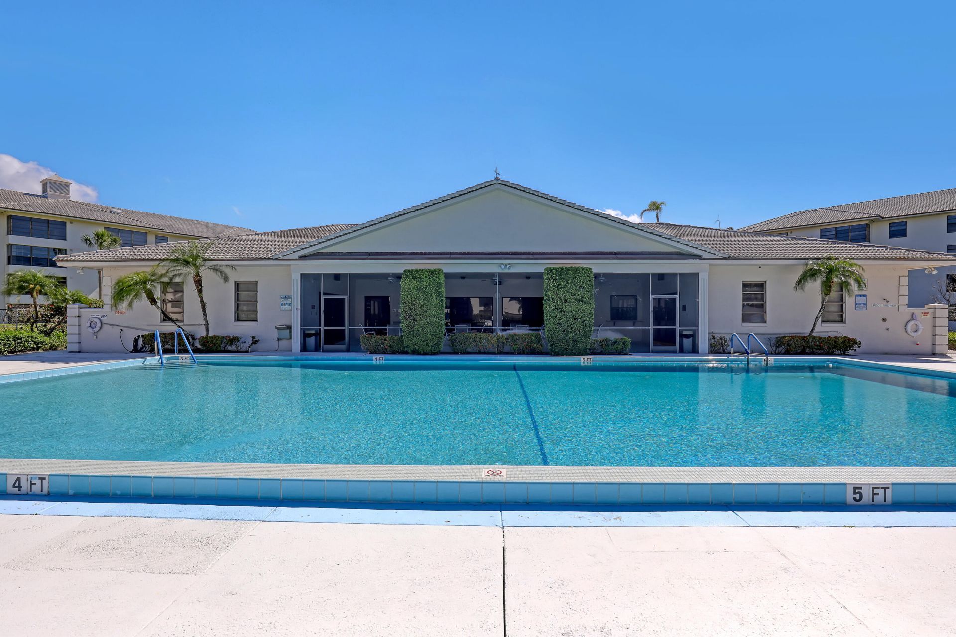 3650 Whitehall Drive, Unit 201, West Palm Beach, FL 33401 Photo