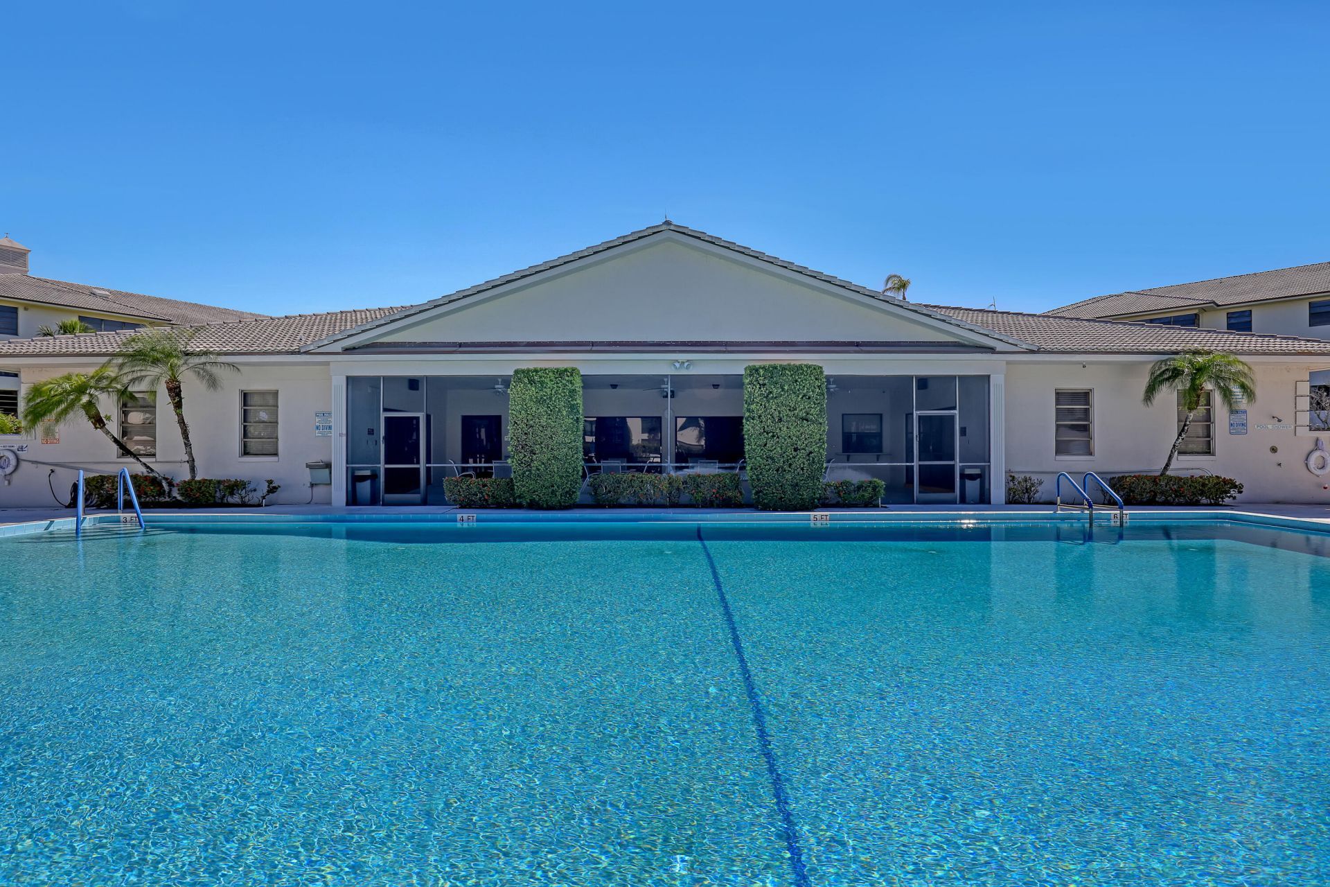 3650 Whitehall Drive, Unit 201, West Palm Beach, FL 33401 Photo
